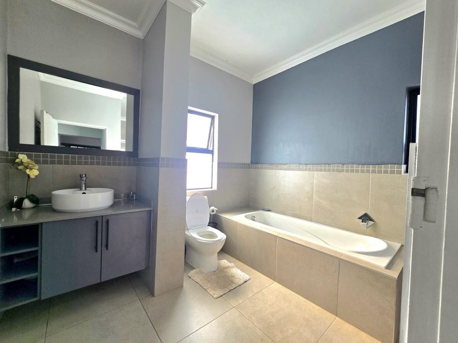 4 Bedroom Property for Sale in Melodie North West